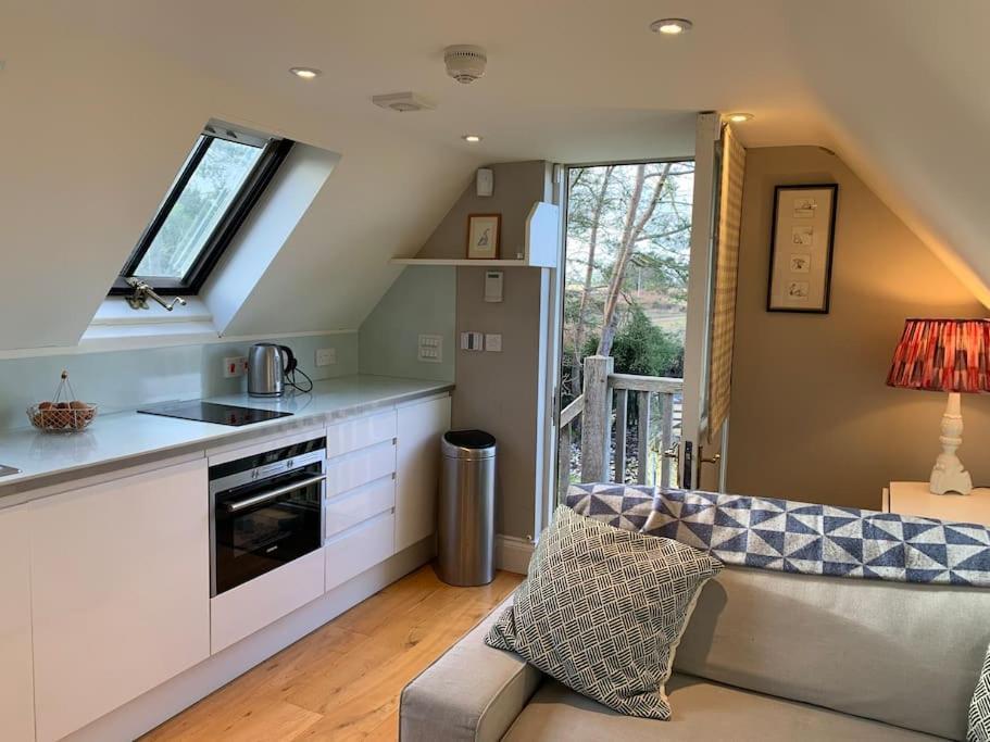 Апартаменты Annexe Near Malmesbury / Tetbury Hankerton Экстерьер фото